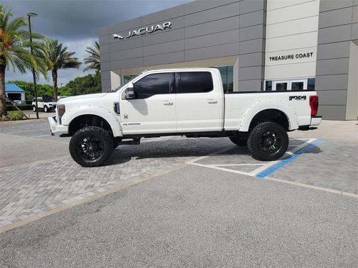 2022 Ford F-250 Lariat