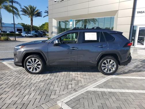 2022 Toyota RAV4 Limited