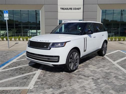 2025 Land Rover Range Rover P530 SE