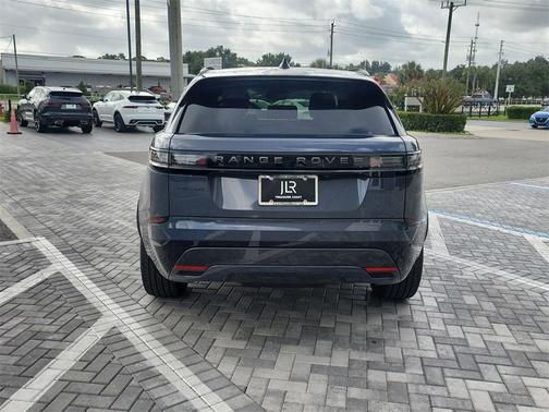 2026 Land Rover Range Rover Velar P250 Dynamic SE