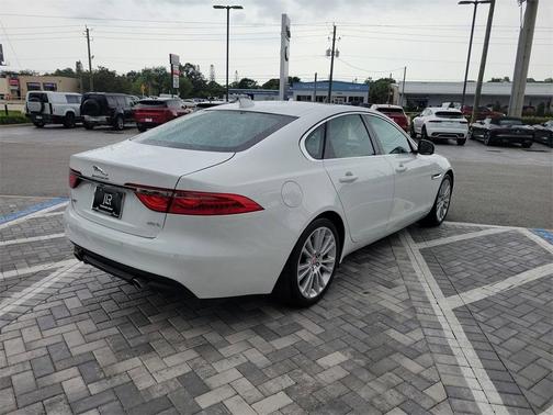 2019 Jaguar XF 25t Prestige