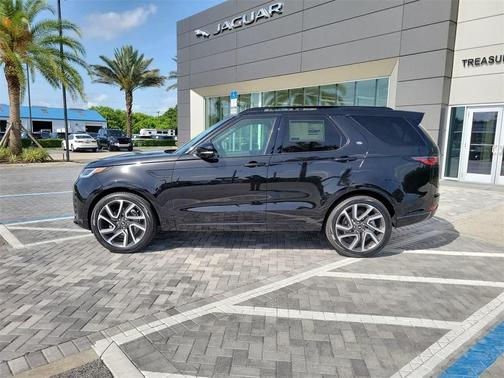 2025 Land Rover Discovery P300 Dynamic SE