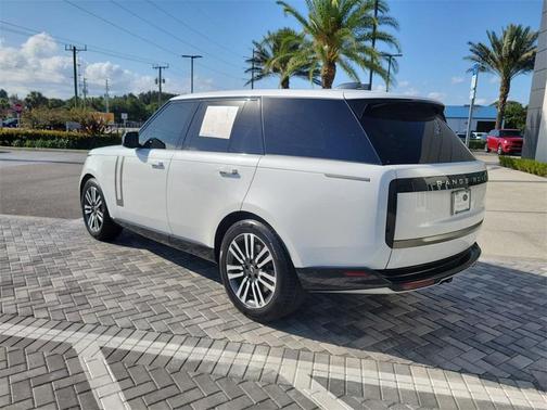 2024 Land Rover Range Rover P530 SE
