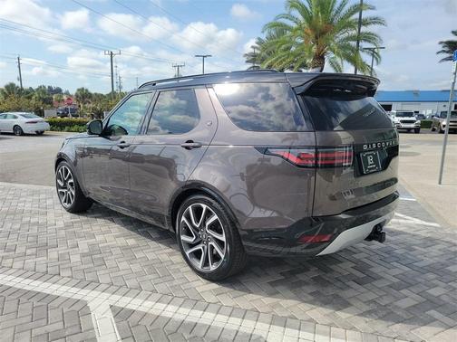 2025 Land Rover Discovery P360 Metropolitan Edition