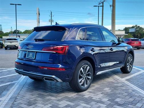 2023 Audi Q5 45 S line quattro Premium
