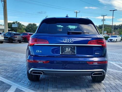 2023 Audi Q5 45 S line quattro Premium