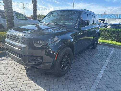 2023 Land Rover Defender 110 S