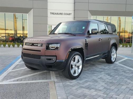 2026 Land Rover Defender X-Dynamic SE