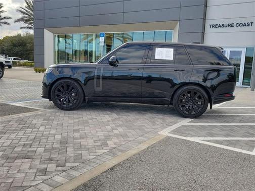 2025 Land Rover Range Rover P400 SE