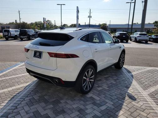 2022 Jaguar E-PACE SE