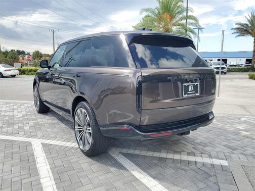 2025 Land Rover Range Rover AUTOBIOGRAPHY