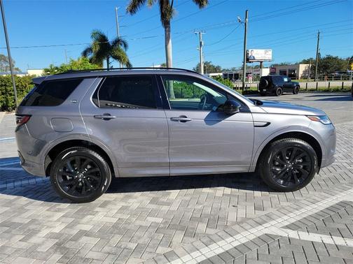 2025 Land Rover Discovery Sport S