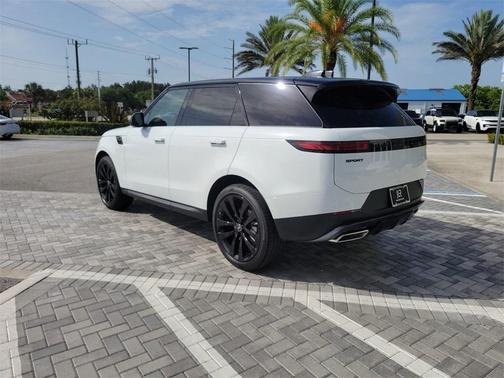 2025 Land Rover Range Rover Sport P360 SE