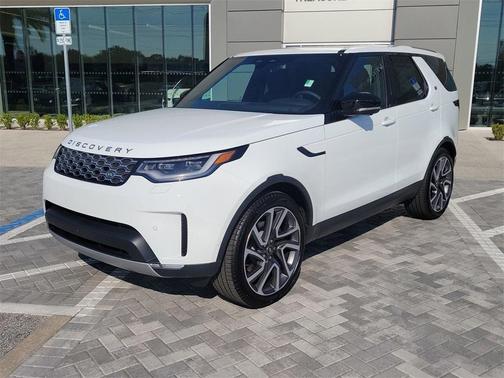2025 Land Rover Discovery P300 S