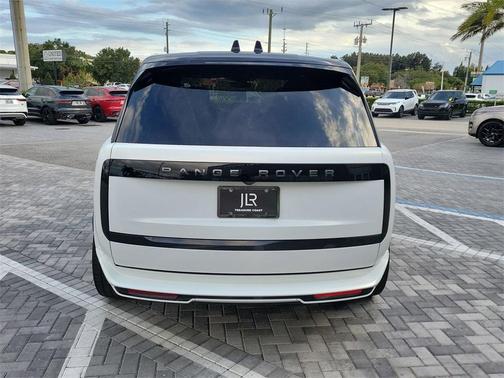 2023 Land Rover Range Rover P400 SE