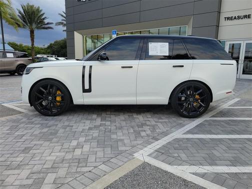 2023 Land Rover Range Rover P400 SE