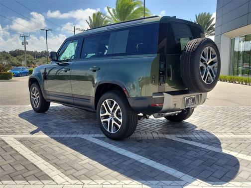 2026 Land Rover Defender S