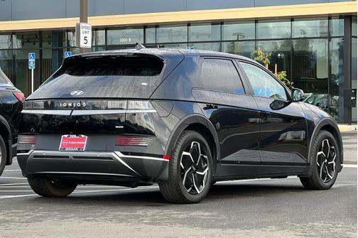 2023 Hyundai IONIQ 5 SEL