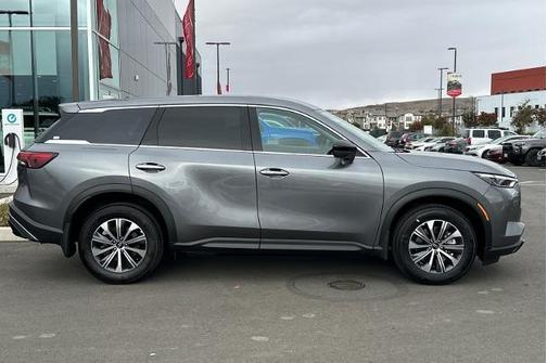 2025 INFINITI QX60 Pure