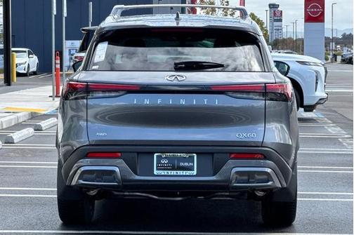 2025 INFINITI QX60 SENSORY