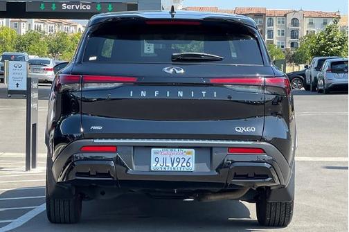 2024 INFINITI QX60 Pure
