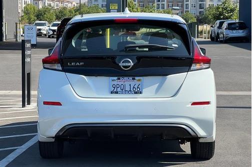 2025 Nissan Leaf S