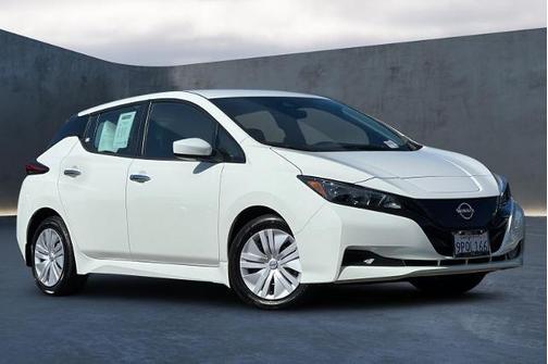 2025 Nissan Leaf S