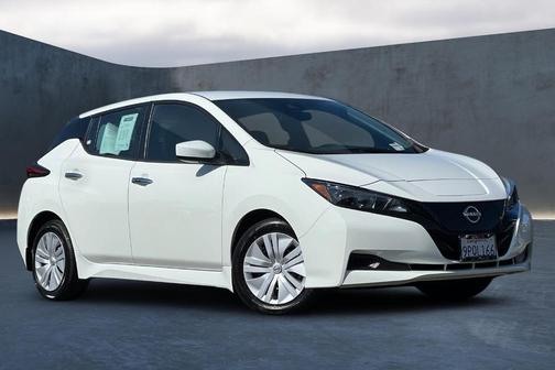 2025 Nissan Leaf S