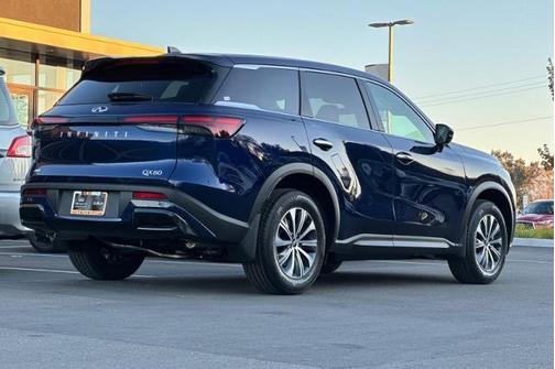 2025 INFINITI QX60 Pure