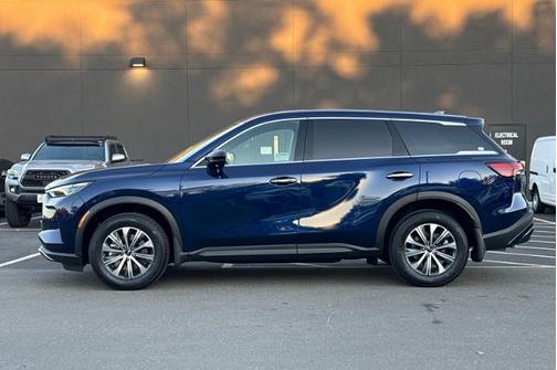 2025 INFINITI QX60 PURE
