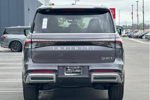 2025 INFINITI QX80 Luxe