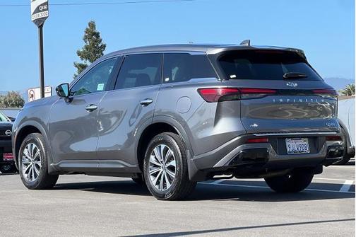 2024 INFINITI QX60 Pure