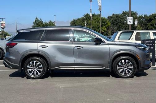2024 INFINITI QX60 Pure