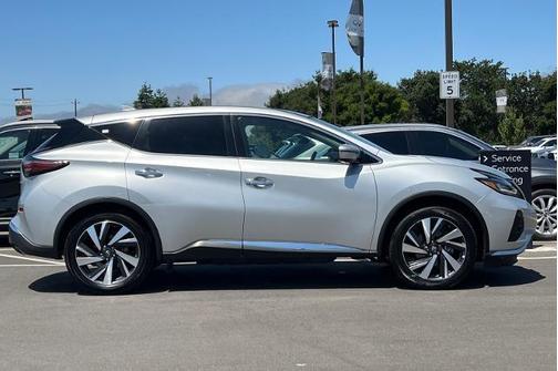 2023 Nissan Murano SL