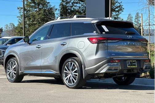 2025 INFINITI QX60 SENSORY