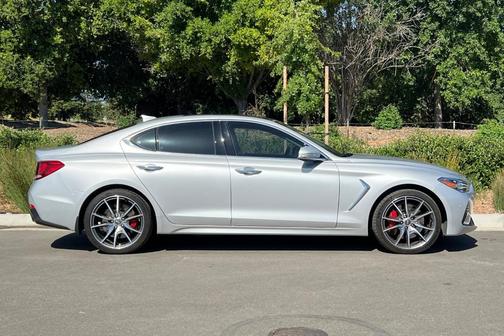 2019 Genesis G70 3.3T Advanced