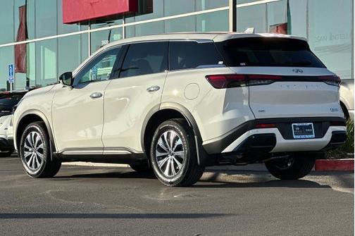 2025 INFINITI QX60 Pure