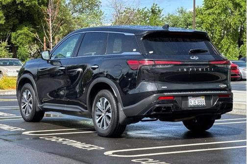 2024 INFINITI QX60 Pure