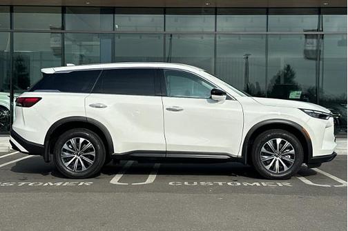 2025 INFINITI QX60 PURE