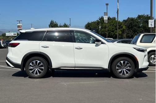 2024 INFINITI QX60 Pure
