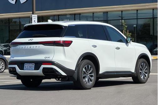 2024 INFINITI QX60 Pure