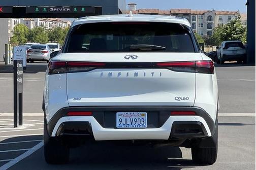 2024 INFINITI QX60 Pure