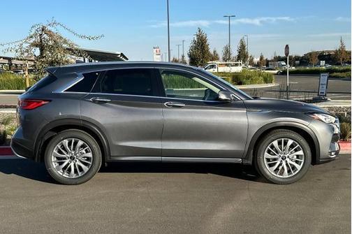 2025 INFINITI QX50 Luxe
