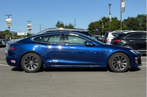 2020 Tesla Model S Long Range