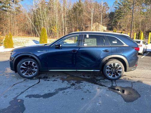 2025 Mazda CX-90 PHEV Premium Plus