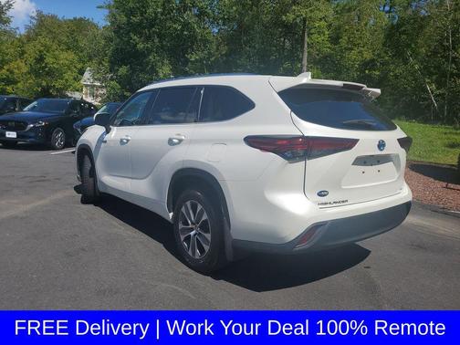 2021 Toyota Highlander Hybrid XLE