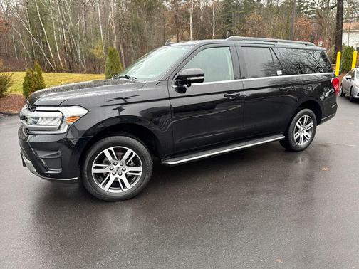2022 Ford Expedition Max XLT