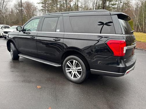 2022 Ford Expedition Max XLT