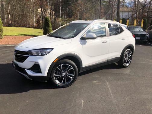Summit White 2022 Buick Encore GX Select