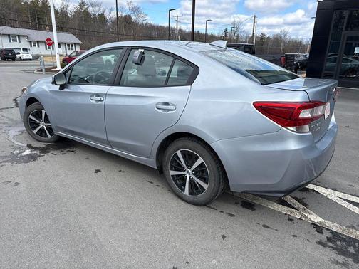 2019 Subaru Impreza 2.0i Premium
